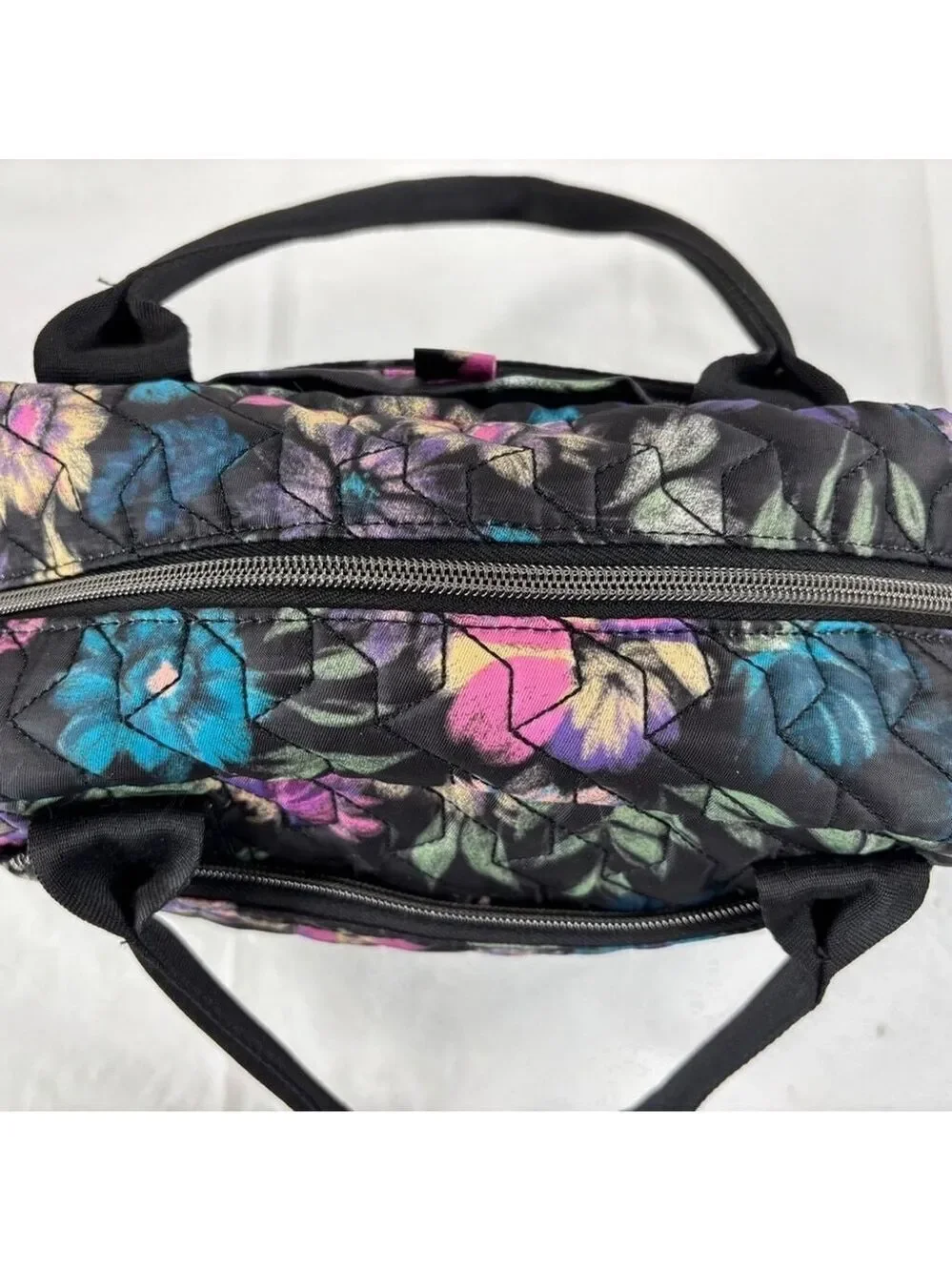 LUG jive satchel Built In Wallet